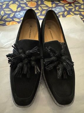 Women’s Johnston & Murphy Black Tassel Suede Loafers 9M